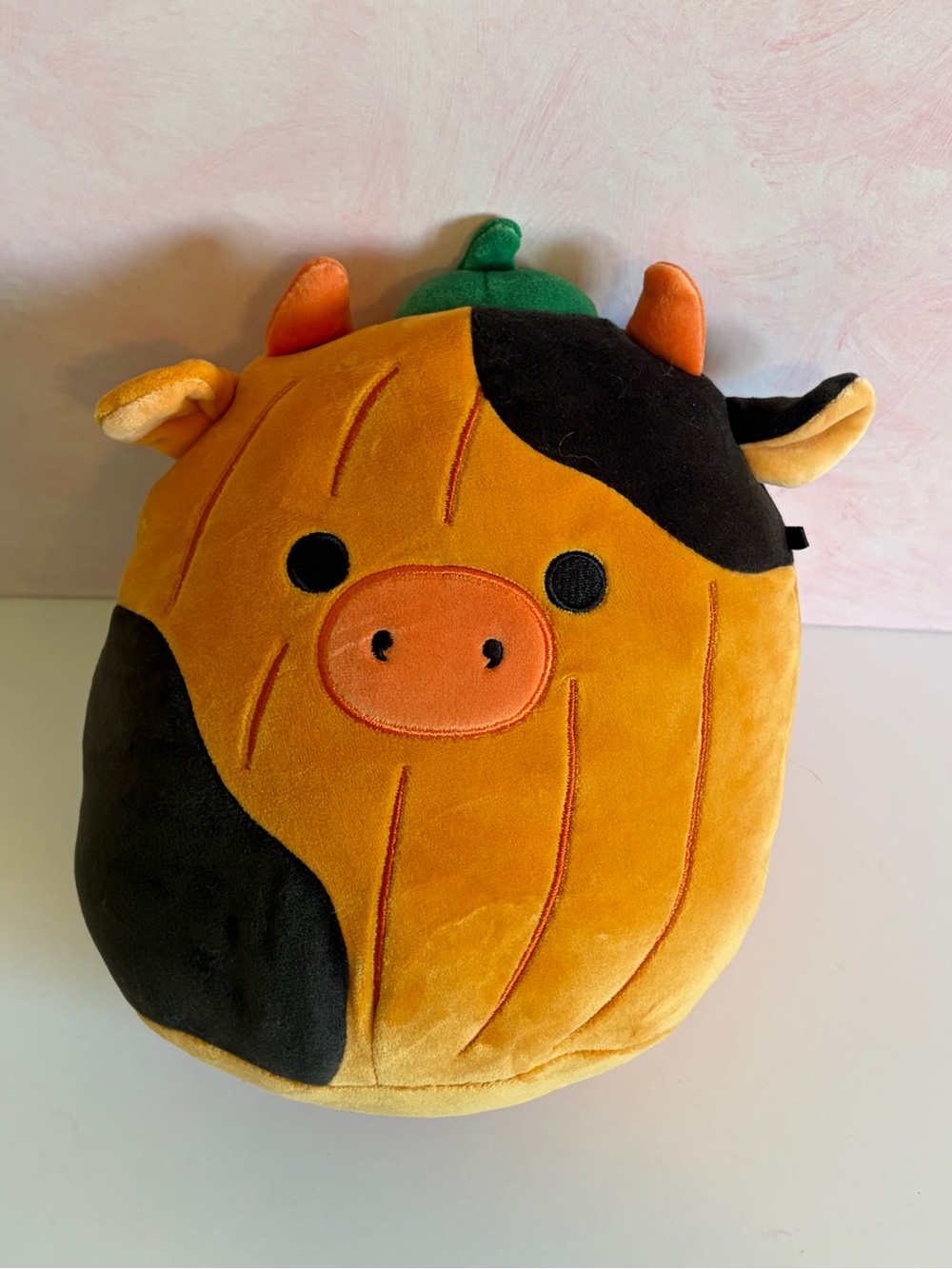 Squishmallows 8” Pumpkin CONNOR Cow Select Series Halloween Mallow Mash 2024